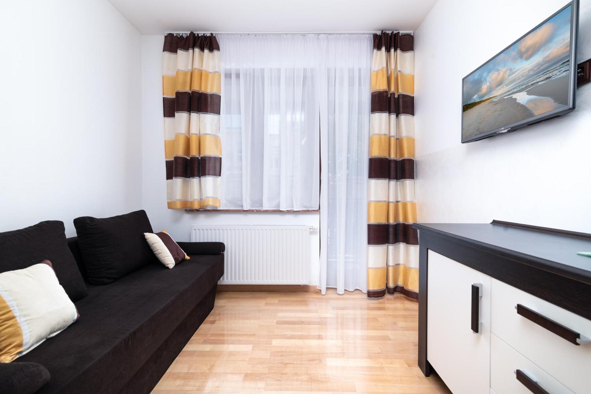 Willa Rubin Nadmorskie Apartamenty Проживання в сім'ї *