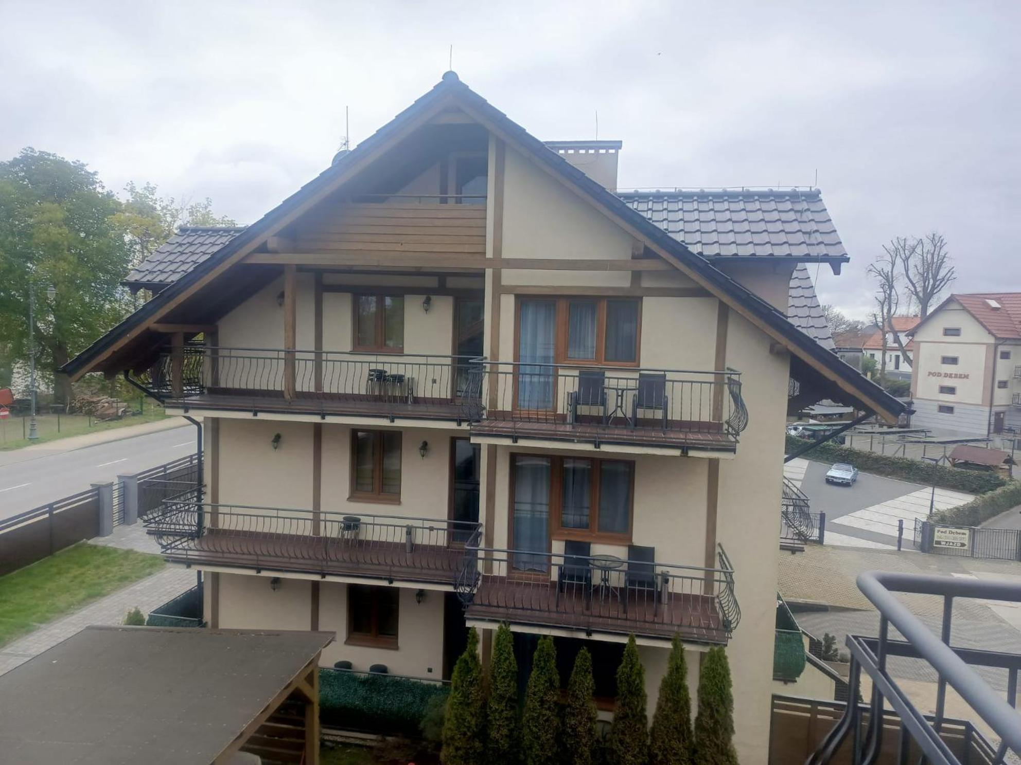 Willa Rubin Nadmorskie Apartamenty Проживання в сім'ї Криниця-Морська